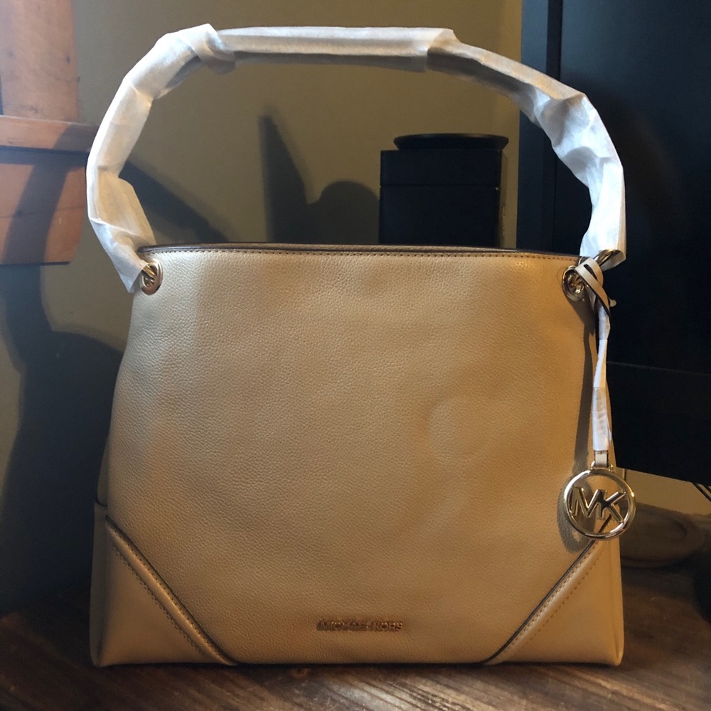 Michael Kors Nicole Medium Shoulder Bag